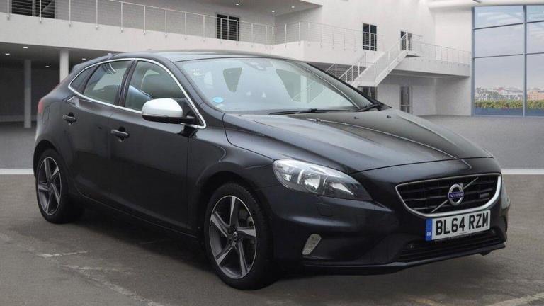 image for VOLVO V40 2.0 D4 R-Design Geartronic Euro 6 (s/s) 5dr 2015