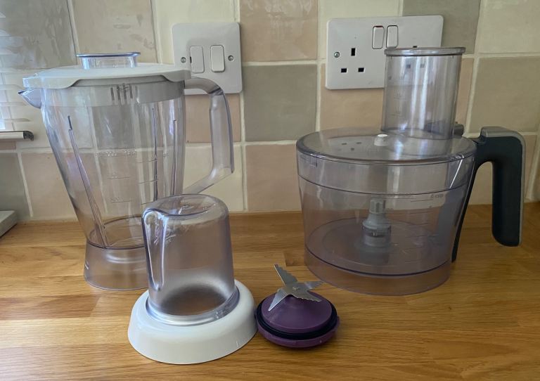 Phillips Food Processor with Blender and Attachments