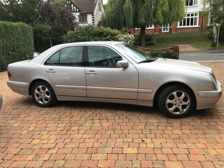 Mercedes-Benz, E CLASS, Saloon, 2002, Automatic, 1998 (cc), 4 doors