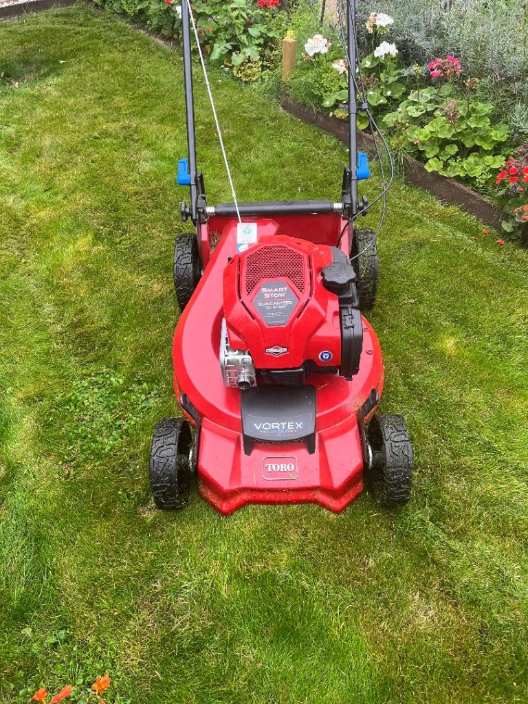 TORO PETROL LAWN MOWER 