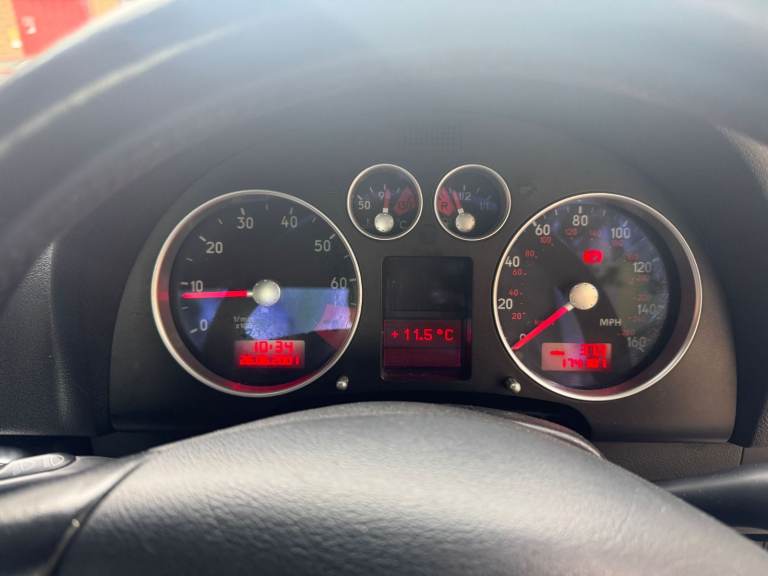 Audi, TT, Coupe, 2002, Manual, 1781 (cc), 3 doors