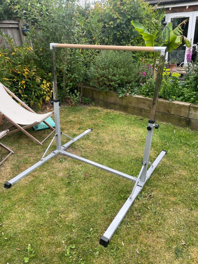 Cannons Gymnastics Bar 3-5ft 