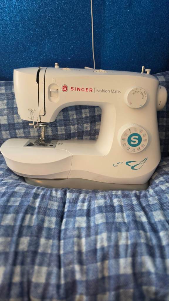 Singer sewing machine fashion mate 3342