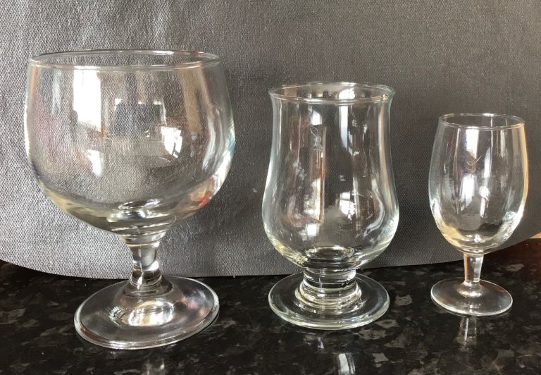 image for RARE 1 antique + 2 vintage glasses. Only £1 each !! Excellent condition