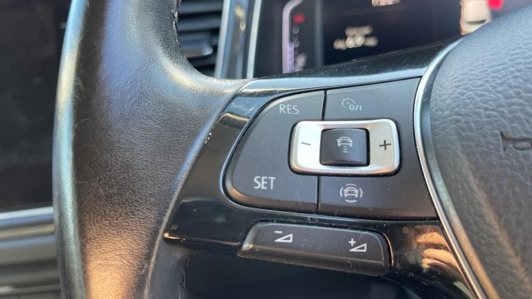 2018 Volkswagen T-Roc 1.6 TDI SEL 5dr HATCHBACK DIESEL Manual