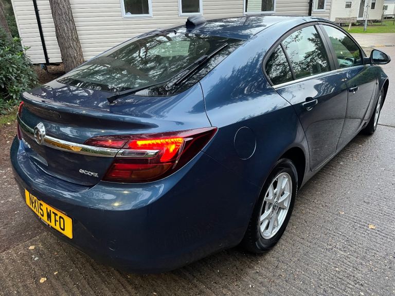 Vauxhall, INSIGNIA,ULEZ , £20 tax,diesel , cheap family Hatchback, 2015, Manual, 1956 (cc), 5 doors