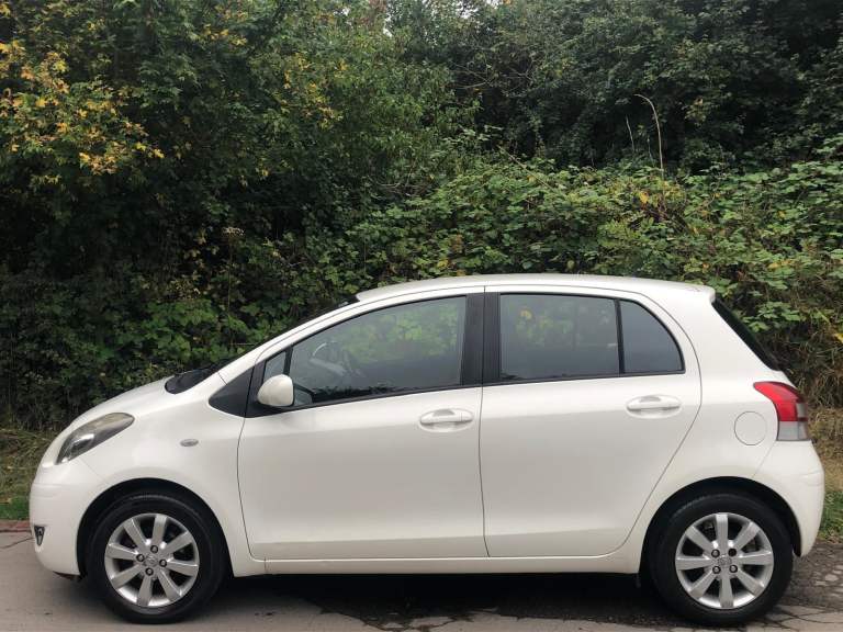 Toyota, YARIS, Hatchback, 2011, Manual, 1329 (cc), 5 doors