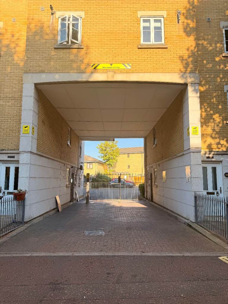 Parking Space For Rent in Peckham