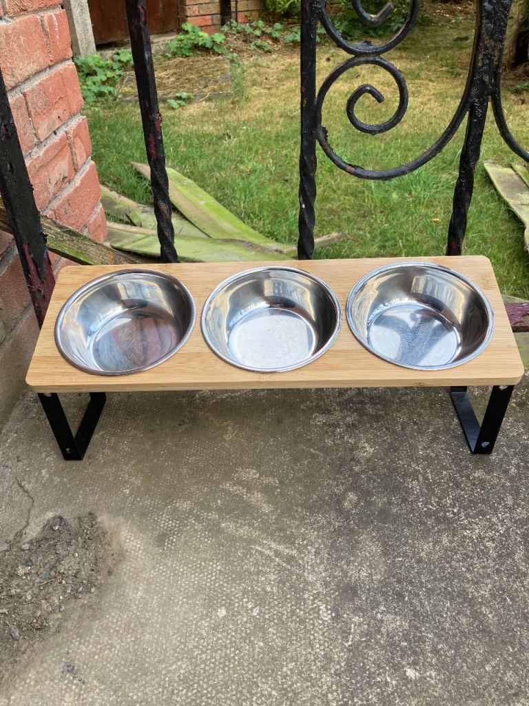 Cat food/water trays