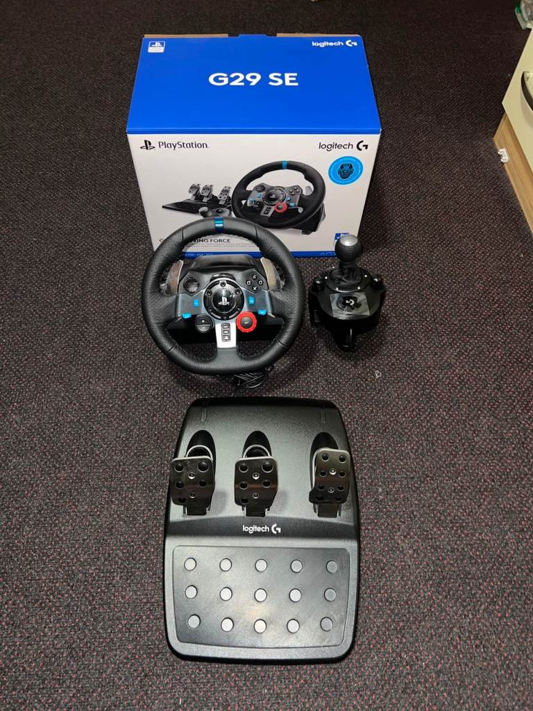 Logitech G29 Racing Wheel Pedals & Shifter PS5 PS4 PC Mac Boxed Excellent Condition