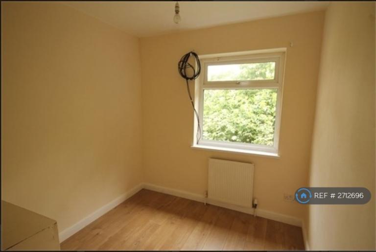 3 bedroom house in Poulter Street, Langwith, Mansfield, NG20 (3 bed) (#2712696)