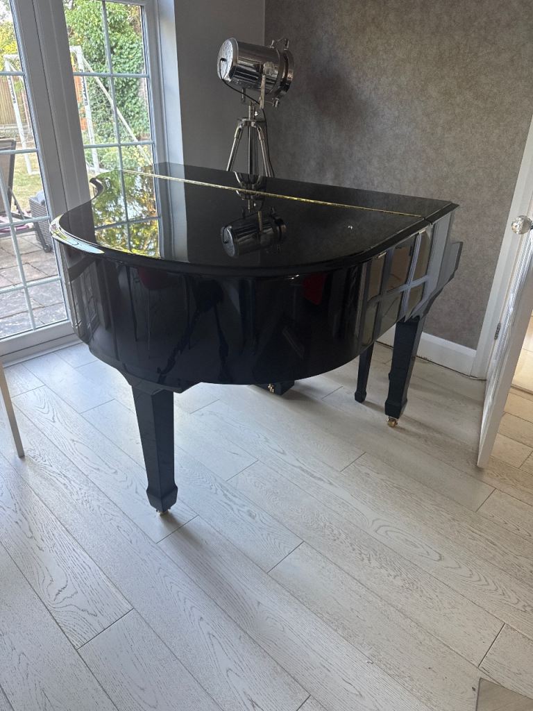 Robertson Black Baby Grand Piano electronic  - Lovely Condition