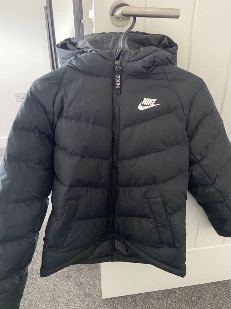 Brand New Nike Junior Puffer Jacket - Black, Size M