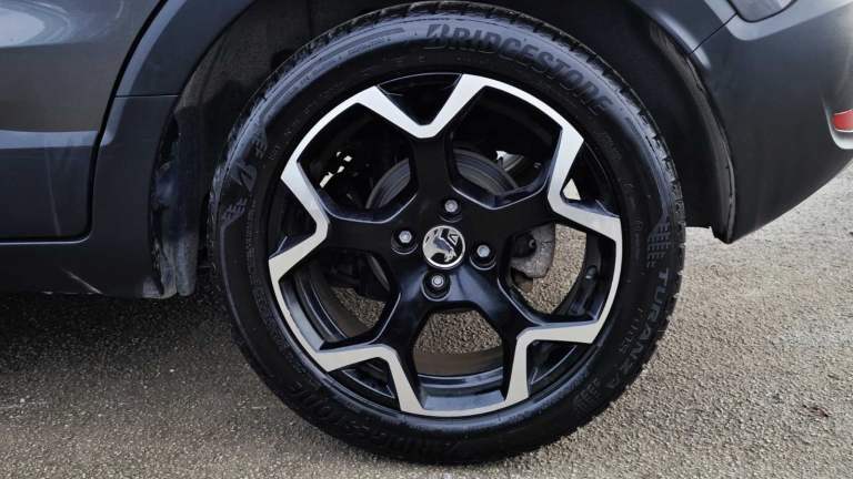 2021 Vauxhall Crossland 1.2 Elite Nav 5dr SUV