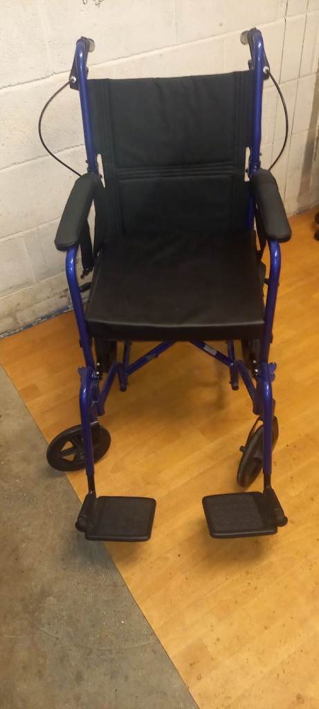 Drive expedition plus transit wheel chair. 