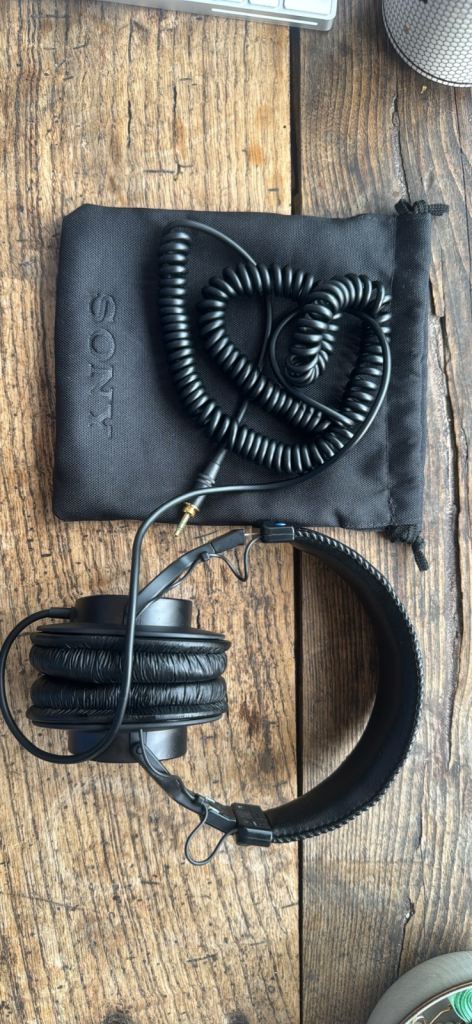 Sony MDR-7506 Professional Studio Headphones + Travel Case – Excellent Condition