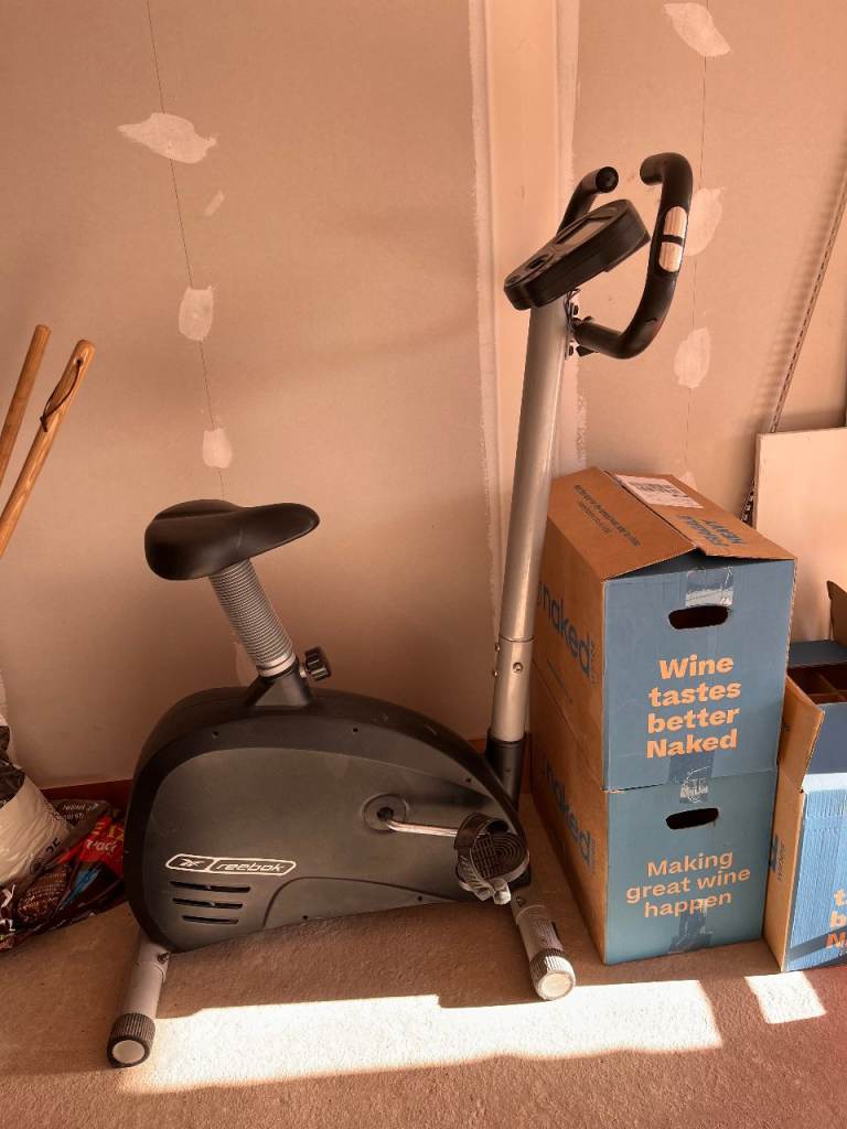 **PENDING COLLECTION** Exercise Bike