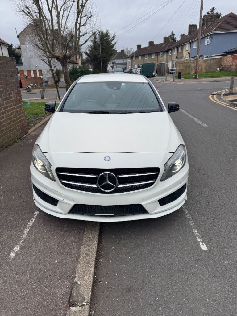 Mercedes-Benz, 2014, 1590 (cc)