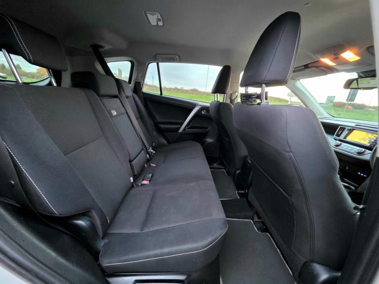 2017 Toyota RAV4 2.5 VVT-i Hybrid Business Ed Plus TSS 5dr CVT 2WD ESTATE Petrol/Electric Hybrid ...