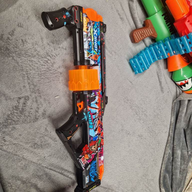 Graffiti xshot gun