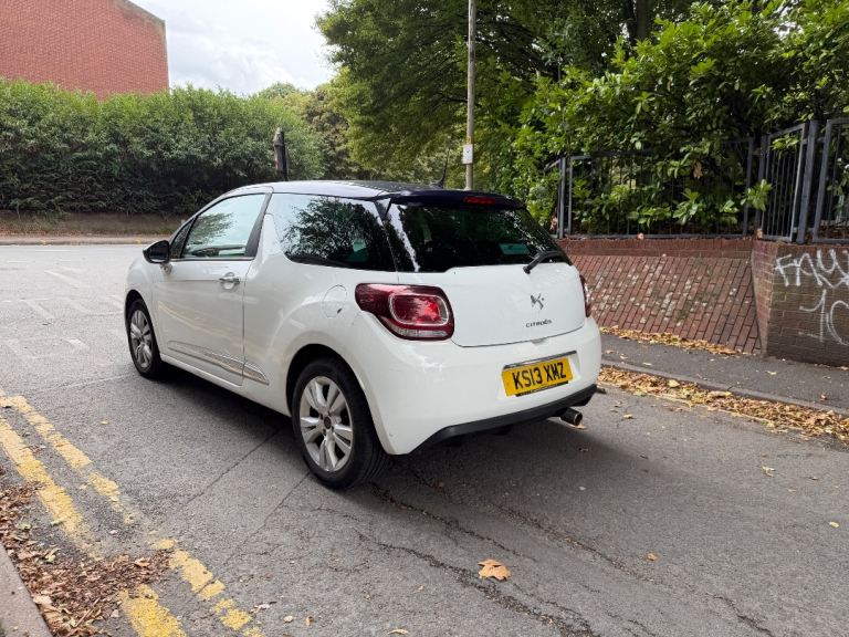 Citroen, DS3, Hatchback, 2013, Manual, 1598 (cc), 3 doors