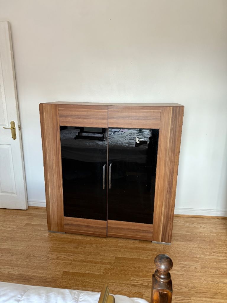 Bedroom cupboard 