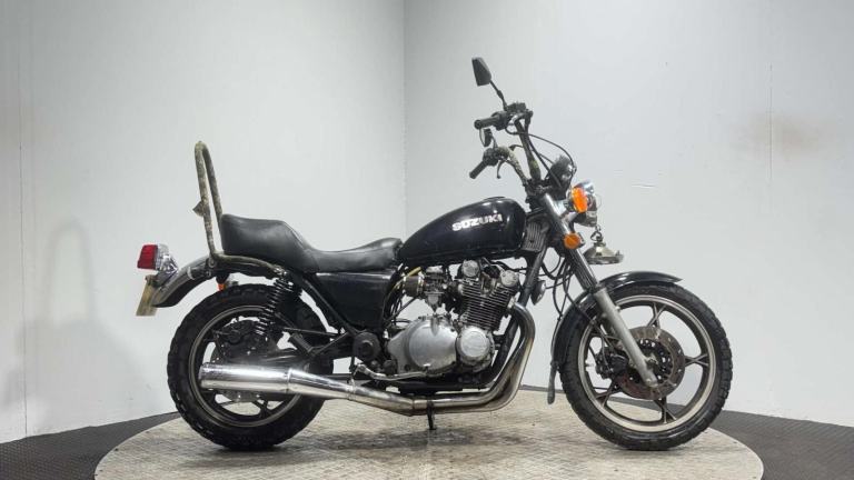 Suzuki GS850 1990 RUNNING CLASSIC BIKE SPARES OR REPAIR CRUISER 850CC IMPORT