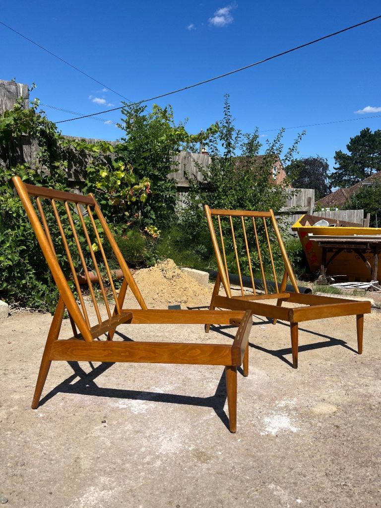 Pair of Mid-Century Wooden Lounge Chair Frames – Good Condition