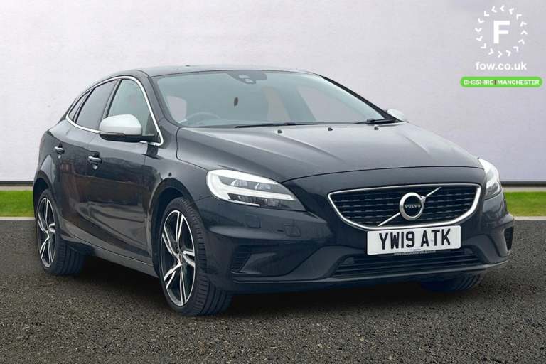 2019 Volvo V40 T2 [122] R DESIGN Edition 5dr Geartronic Hatchback PETROL Automatic