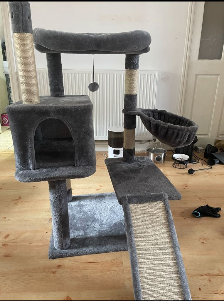Cat tower 