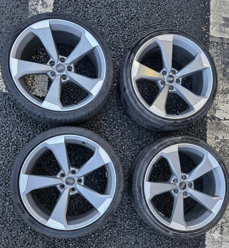 4 x Original  20" Audi Alloy wheels 