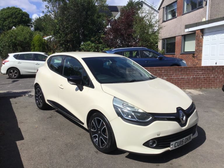 Renault Clio 1.0 new mot Bluetooth fsh 83k £20 tax