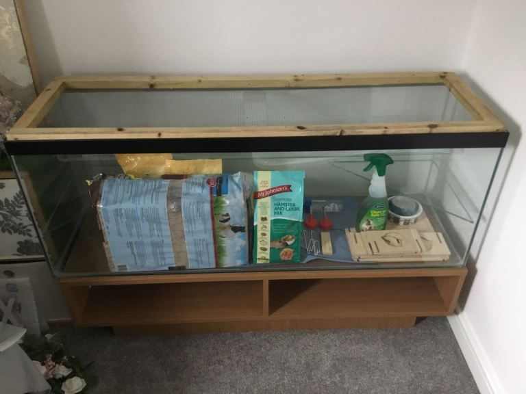 Small animal glass tank 