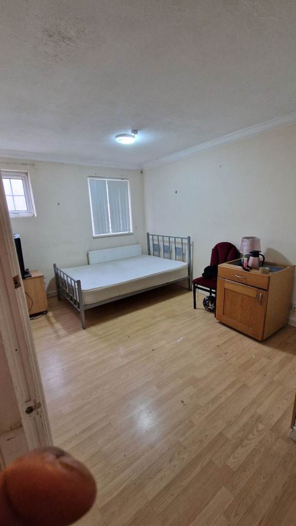 Double room for rent 