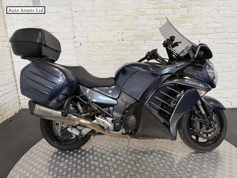 2017 Kawasaki 1400GTR 1400 ABS Sports Tourer Petrol Manual (155 ps) Tourer Petrol Manual