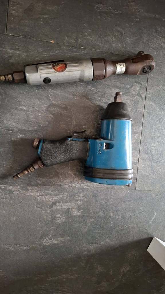 Impact ratchet and gun