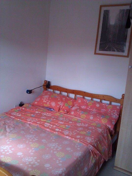 DOUBLE BEDROOM IN A WONDERFUL BRIGHT HOUSE