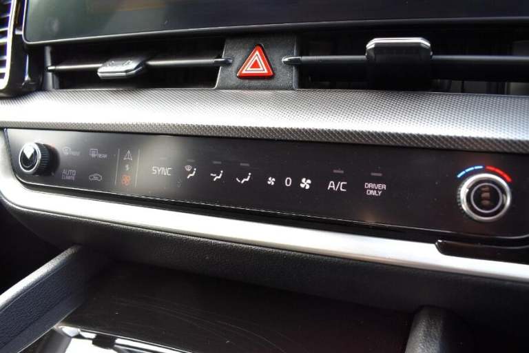 2024 Kia Sportage 1.6 H T Gdi 3 Suv 5dr Petrol Hybrid Auto Euro 6 (s/s) (207 Bhp) ESTATE Petrol/E...