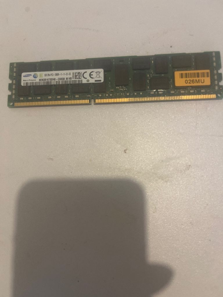 Samsung 8GB RAM Memory Module - Good Condition