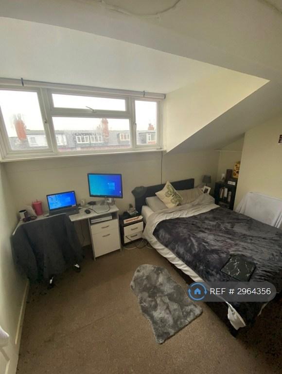 1 bedroom in Stanmore View, Leeds, LS4 (#2964356)