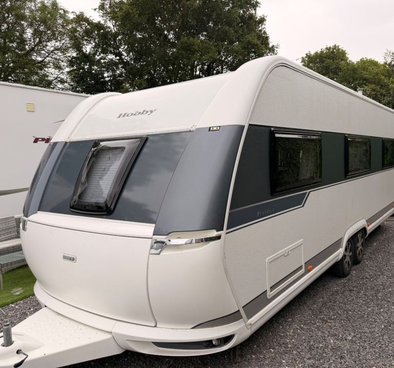 Hobby caravan 2015 twin axle fixed bed 