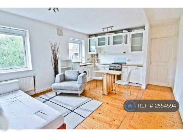 1 bedroom flat in Halton Road, London, N1 (1 bed) (#2854594)