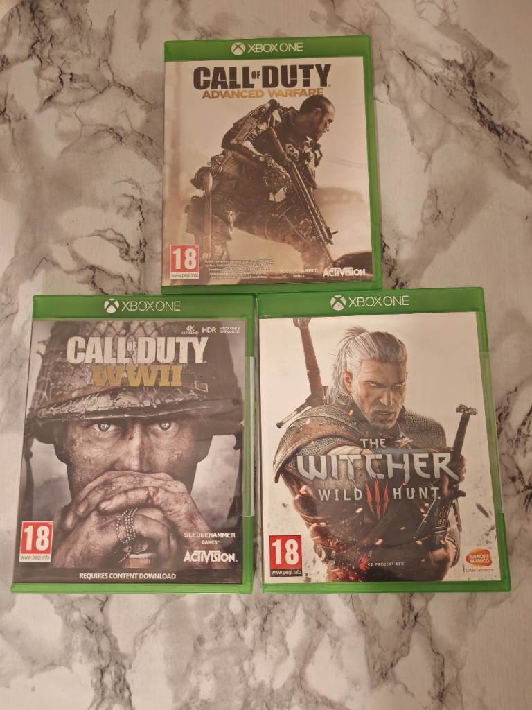 Xbox one. And xbox Series X games ×3