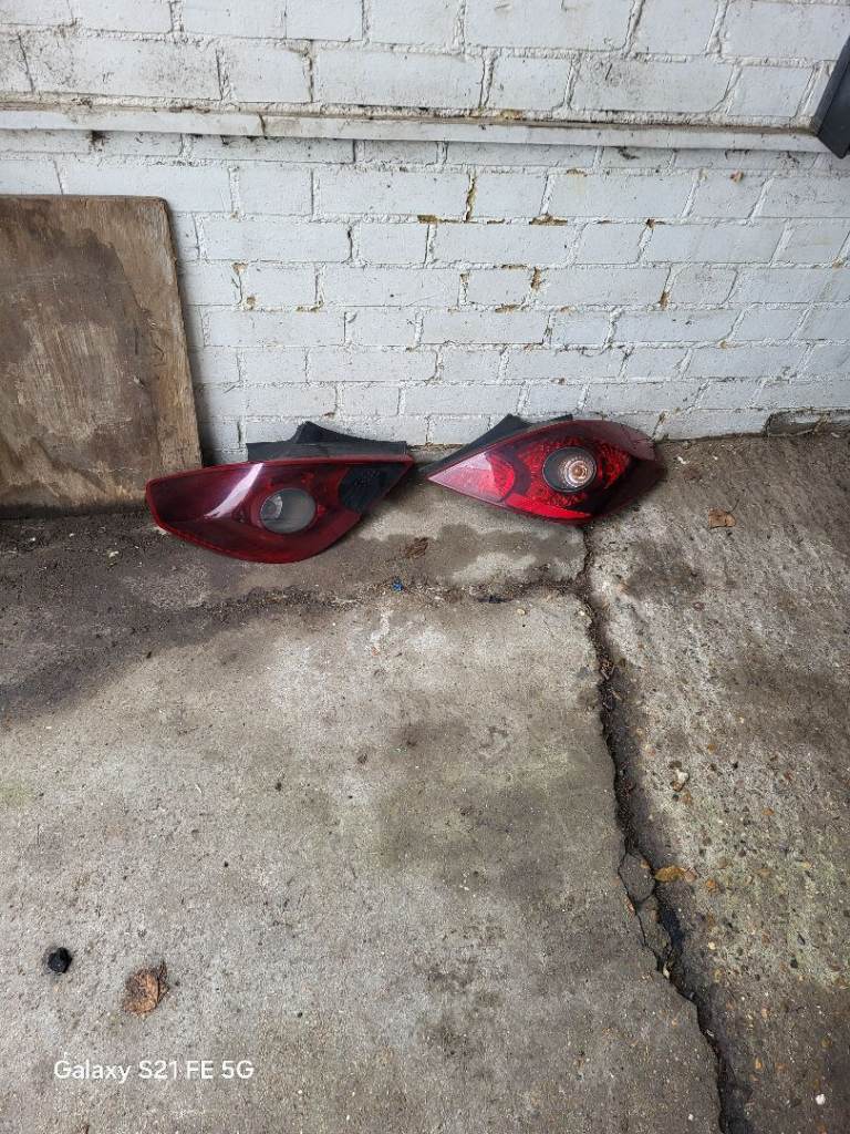 Back lights for corsa limited edition 13plate 