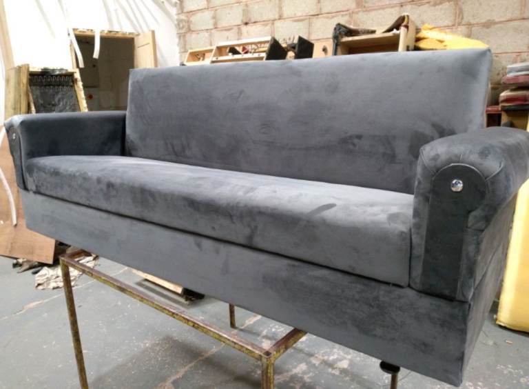 Bed settee / suede 