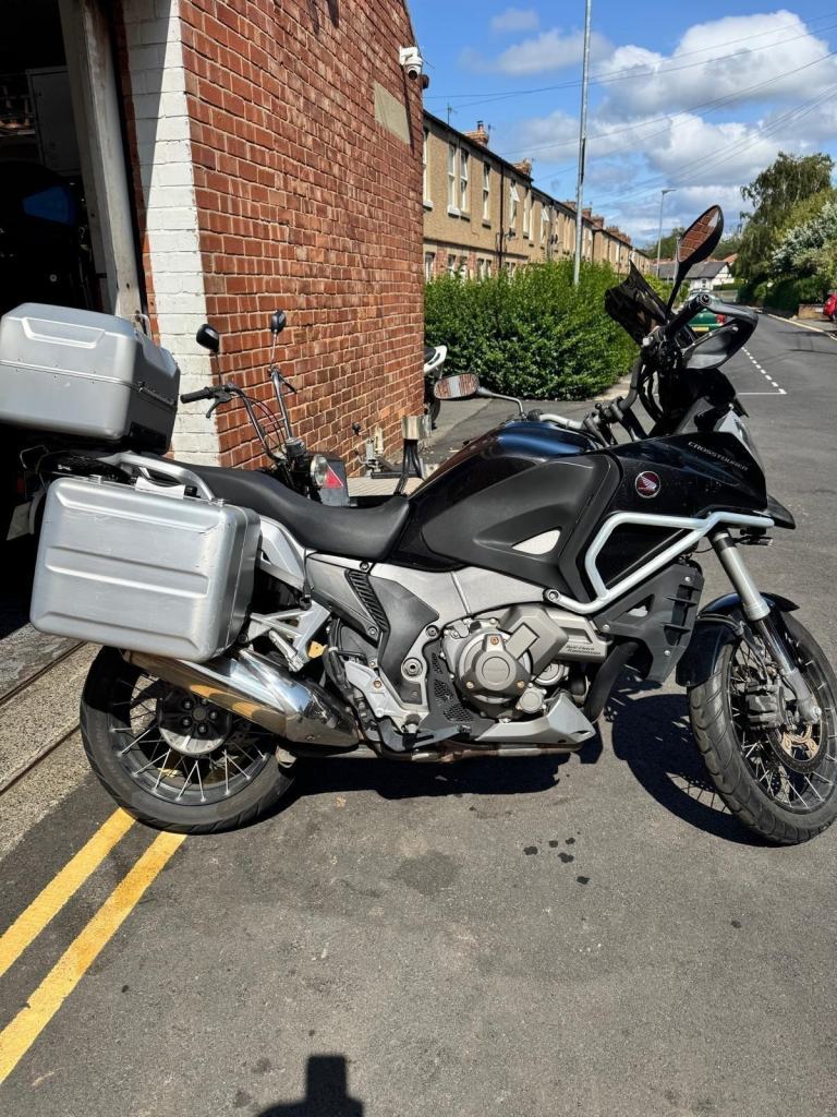 Honda VFR 1200 XD-C 