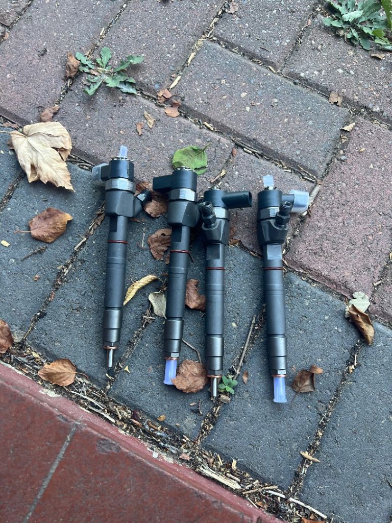 Fuel injectors for sale 