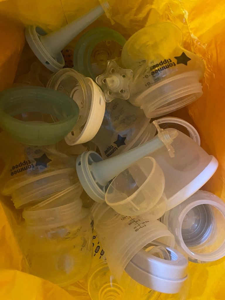 tommee tippee bottles and milk pots