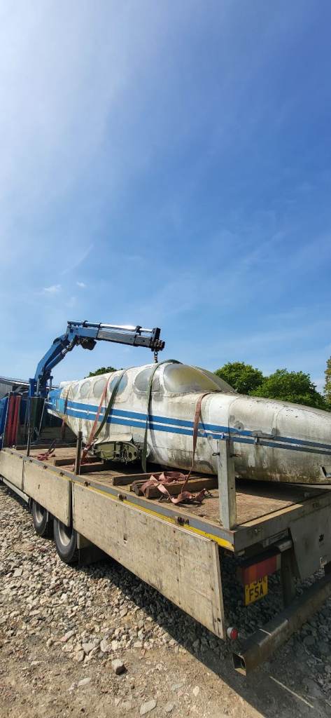 Crane lorry