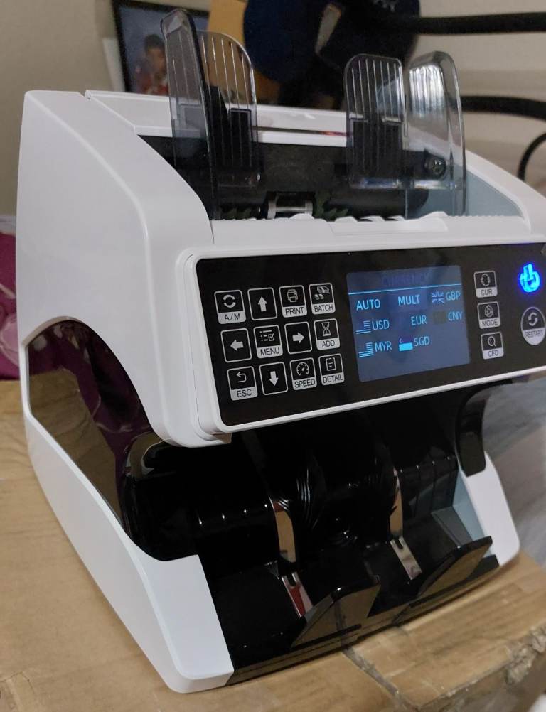 Al 920 Money counter.